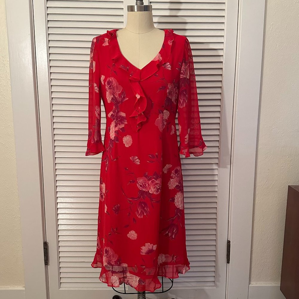 POSITIVE ATTITUDE Y2K RED FLORAL PRINT DRESS WITH RUFFLE DETAIL.